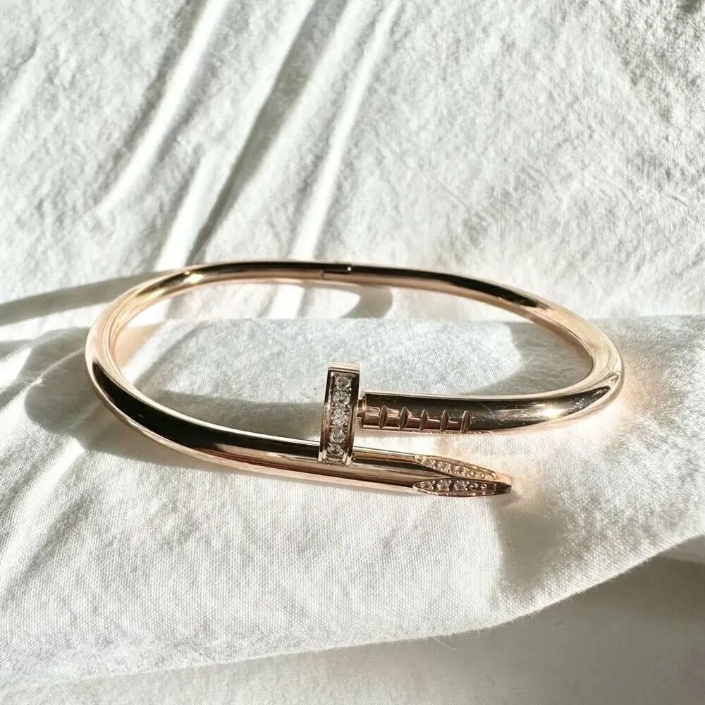 Stainless steel rose gold color cubic zirconia nail bracelet - Picture 3 of 6